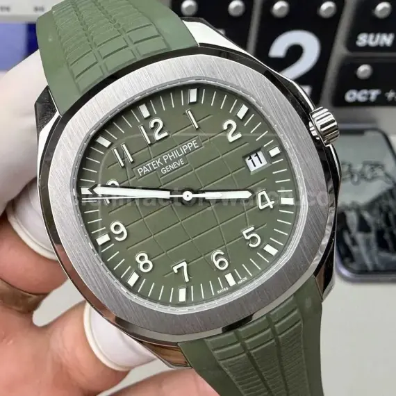 3K Factory Patek Philippe Aquanaut 42.2mm 5168G-010 White Gold，Avocado Green Rubber Strap Avocado Green Dial