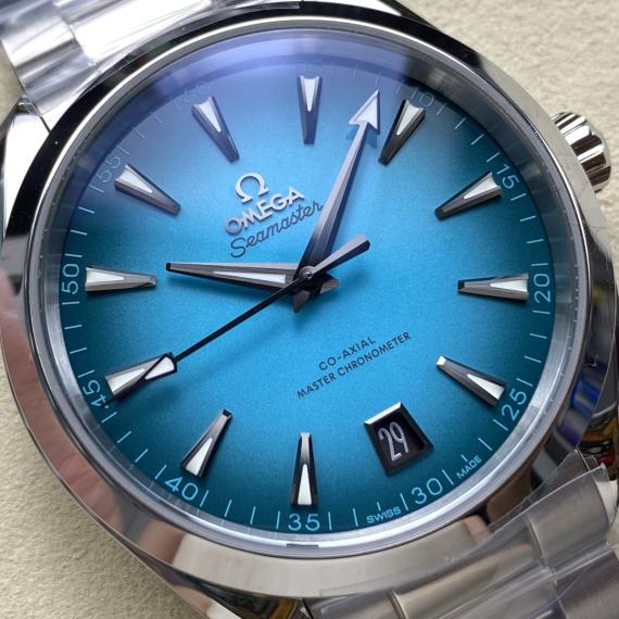 Omega Seamaster – Aqua Blue