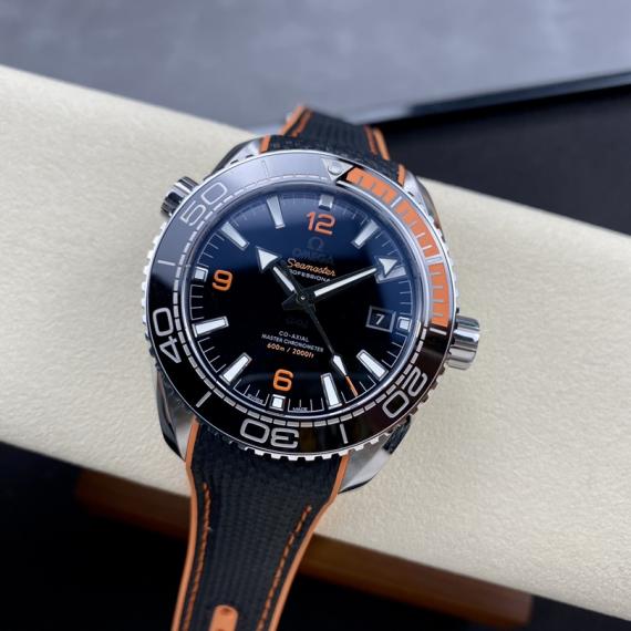 Omega Seamaster Planet Ocean 600M Co-Axial Master Chronometer